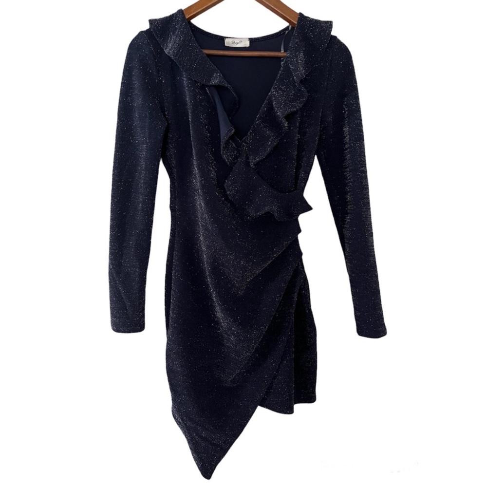 Elegant formal dress, size small.